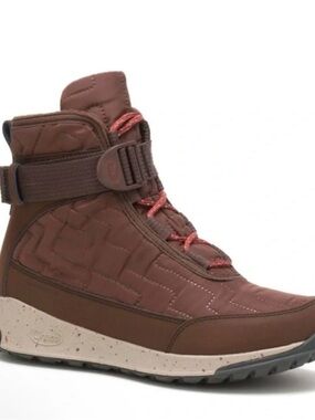Chaco Women's Quilted Brown Winter Boot with Coral Laces